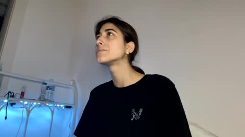 Ray Ray online show from 9, 1, 2025