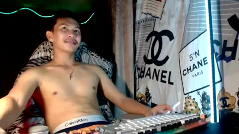 Snapshot of ralfhuge24 chatting on 16, 7, 2026 ralfhuge24 online show from 16, 7, 2026