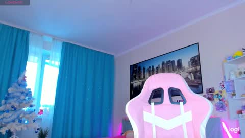 Snapshot of ramona_terner chatting on 5, 1, 2025 Ramona terner online show from 5, 1, 2025