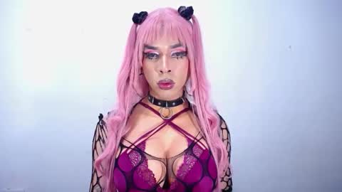 RamonaSmit online show from 10, 4, 2026