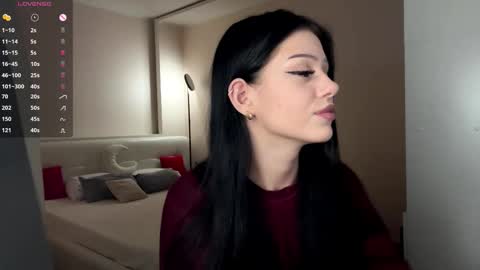 Luna online show from 12, 2, 2026