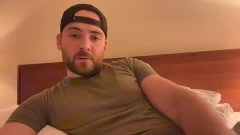 Snapshot of randomdude5950 chatting on 6, 12, 2024 randomdude5950 online show from 6, 12, 2024