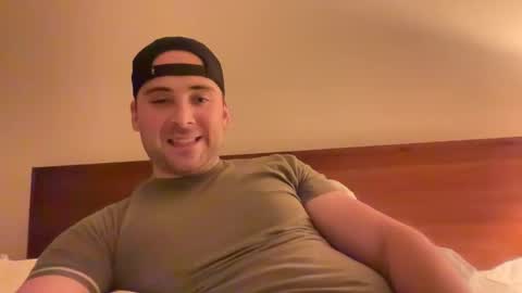 Snapshot of randomdude5950 chatting on 17, 9, 2025 randomdude5950 online show from 17, 9, 2025