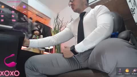 Snapshot of randylukehot chatting on 12, 10, 2025 randylukehot online show from 12, 10, 2025