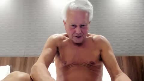 Silver Stallion TwitterRandyth53496071  and  ladyenglishxxx online show from 6, 3, 2025