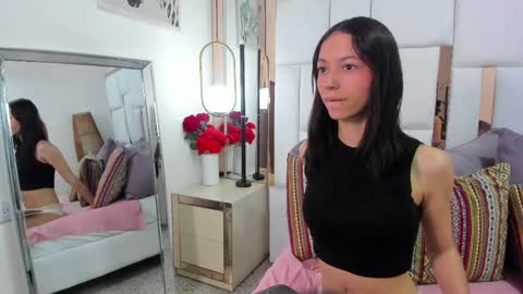 Snapshot of raquellefox chatting on 30, 4, 2026 Raquelle online show from 30, 4, 2026
