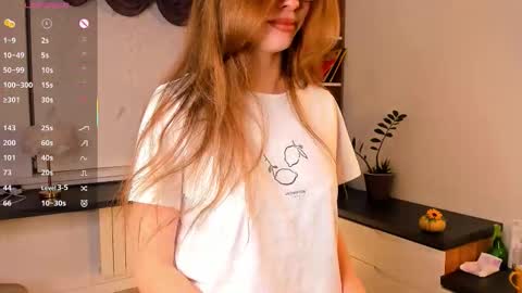 Nicole online show from 25, 11, 2025