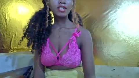 Snapshot of rasoanirinaa chatting on 3, 7, 2026 rasoanirinaa online show from 3, 7, 2026