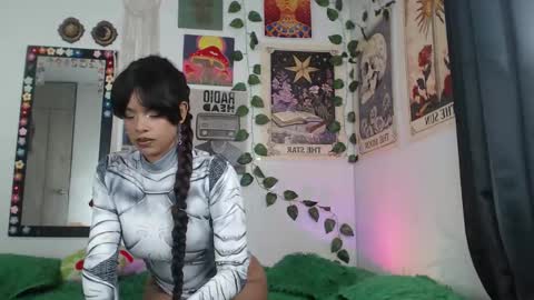 raven  online show from 12, 11, 2025