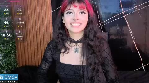 raven_rox_ online show from 21, 4, 2026