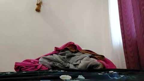 ravenbby online show from 11, 3, 2025