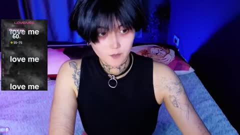 Snapshot of ravens_nest_ chatting on 15, 10, 2025 Raven online show from 15, 10, 2025
