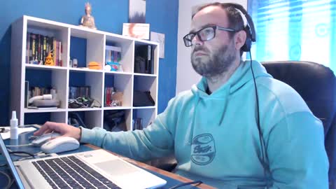 Snapshot of ravingr3d3 chatting on 4, 2, 2025 ravingr3d3 online show from 4, 2, 2025
