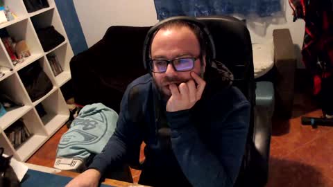 Snapshot of ravingr3d3 chatting on 5, 2, 2025 ravingr3d3 online show from 5, 2, 2025