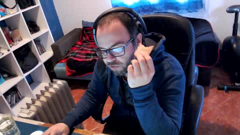 Snapshot of ravingr3d3 chatting on 6, 2, 2025 ravingr3d3 online show from 6, 2, 2025