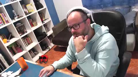 ravingr3d3 online show from 16, 11, 2025