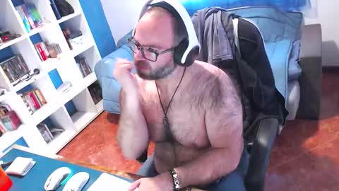 ravingr3d3 online show from 19, 1, 2026