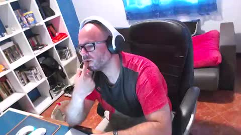 Snapshot of ravingr3d3 chatting on 22, 6, 2026 ravingr3d3 online show from 22, 6, 2026