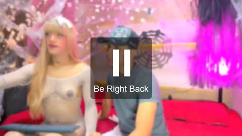 Snapshot of ravingxxmads chatting on 15, 10, 2025 kata online show from 15, 10, 2025