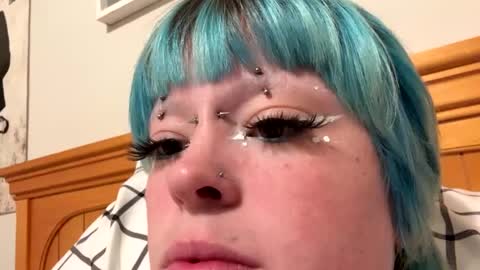 Snapshot of ravyn_xoxo chatting on 12, 9, 2025 Ravynn 3 online show from 12, 9, 2025