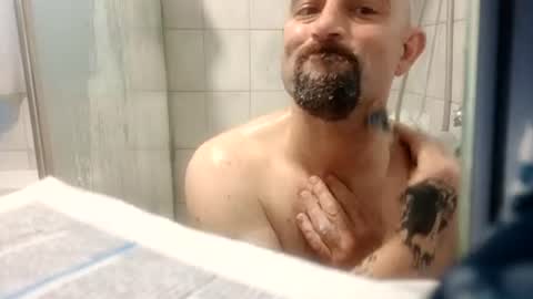 Down under guy online show from 16, 6, 2026