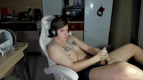 Snapshot of ray_hill chatting on 12, 1, 2025 Ray online show from 12, 1, 2025