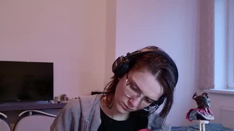 Snapshot of ray_lol chatting on 30, 5, 2026 Ray-Ray online show from 30, 5, 2026