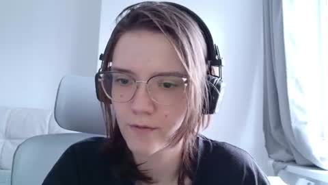 Ray-Ray online show from 3, 8, 2026