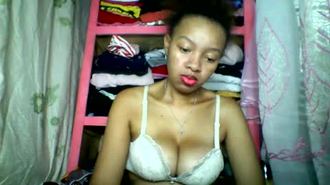 rayana_69 online show from 15, 6, 2026