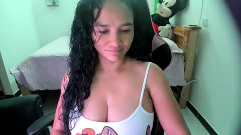 Danna online show from 21, 10, 2025