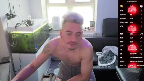 Rayzel online show from 16, 2, 2026