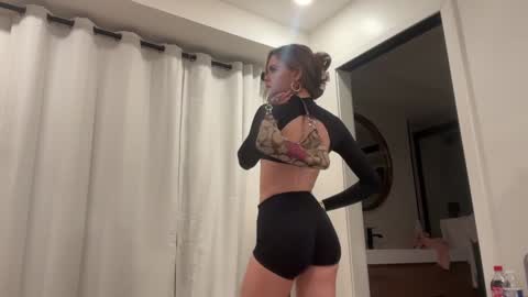 Snapshot of realjadebri chatting on 3, 1, 2025 Jade online show from 3, 1, 2025