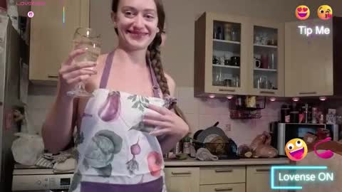 Snapshot of realmiagold chatting on 8, 10, 2025 IG realmiagold online show from 8, 10, 2025