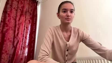 Risa online show from 4, 7, 2026