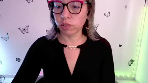 Rebbeca online show from 12, 5, 2026