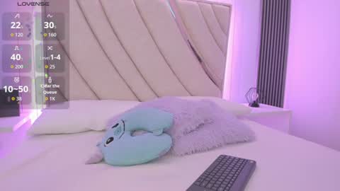 Snapshot of rebeca_brown_ chatting on 20, 6, 2026 Rebeca online show from 20, 6, 2026