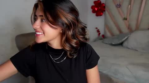 Snapshot of rebeca_cortez55 chatting on 5, 12, 2025 Rebecca online show from 5, 12, 2025