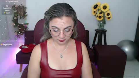 REBECA online show from 15, 4, 2026