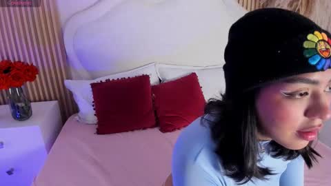 rebeca_taylor_ online show from 6, 3, 2026