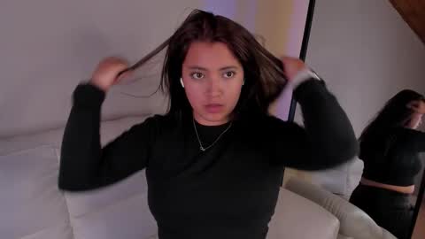 Rebeca Williams online show from 25, 3, 2026