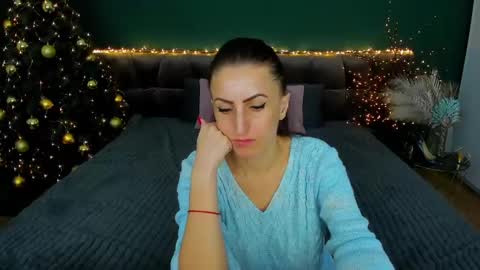 Snapshot of rebecca_diamonds chatting on 6, 1, 2025 rebecca_diamonds online show from 6, 1, 2025