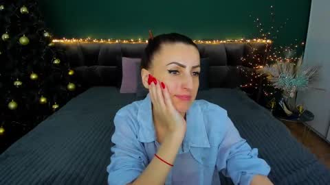Snapshot of rebecca_diamonds chatting on 15, 1, 2025 rebecca_diamonds online show from 15, 1, 2025
