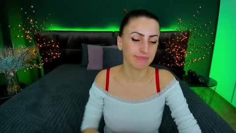 Snapshot of rebecca_diamonds chatting on 26, 1, 2025 rebecca_diamonds online show from 26, 1, 2025