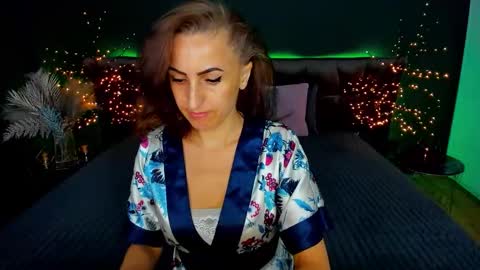 Snapshot of rebecca_diamonds chatting on 17, 9, 2025 rebecca_diamonds online show from 17, 9, 2025