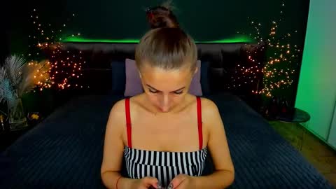 Snapshot of rebecca_diamonds chatting on 30, 9, 2025 rebecca_diamonds online show from 30, 9, 2025