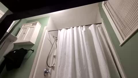 recka810 online show from 11, 11, 2025