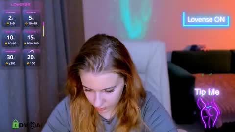 Snapshot of red__dizzy chatting on 5, 12, 2025 red__dizzy online show from 5, 12, 2025