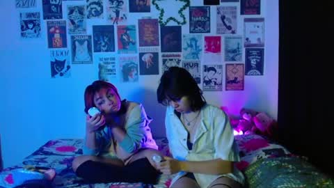 red_cherry2 online show from 12, 5, 2026