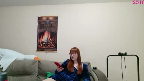 Snapshot of red_fox777 chatting on 12, 4, 2026 Lisa online show from 12, 4, 2026