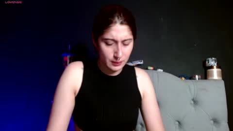 IG   OF red moonn online show from 15, 4, 2026